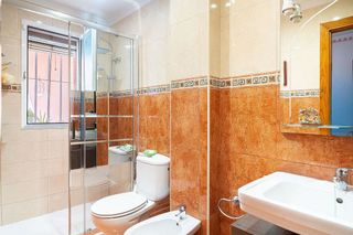 Casa adosada en venta en Salobreña