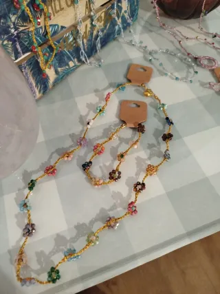 Bracciale e collane porta occhiali