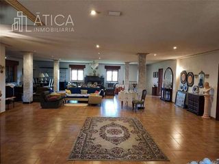 Casa en venta en Villares de la Reina