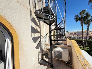 Casa adosada en venta en Florida Baja en Alicante