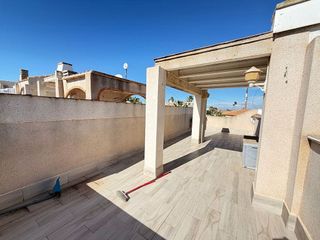 Casa adosada en venta en Florida Baja en Alicante