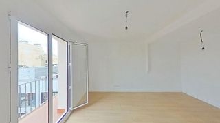 Piso en venta en El Raval en Barcelona
