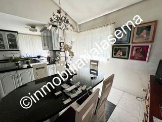 Chalet en venta en Trobajo del Camino en San Andrés del Rabanedo