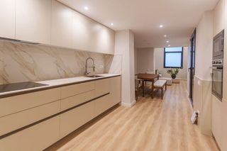 Piso en venta en La Salut en Barcelona