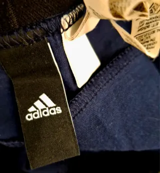 Mallas Adidas Azul Marino con Raya Blanca