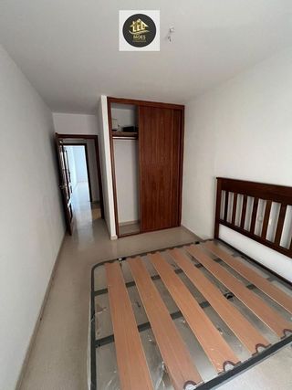 Piso en venta en Linares