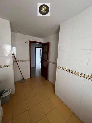 Piso en venta en Linares