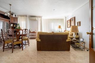 Piso en venta en Ciudad Jardín - Tagarete - El Zapillo en Almería