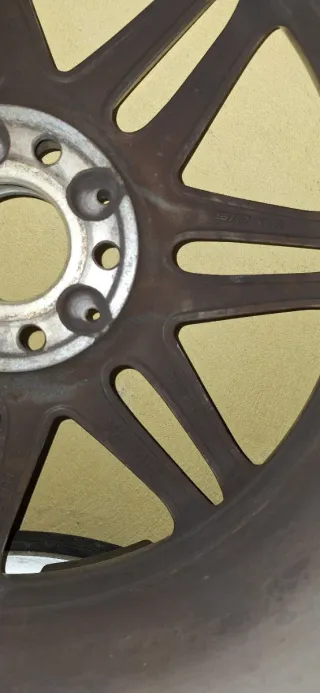 Llantas de aleación plateadas De Mercedes Amg 19"