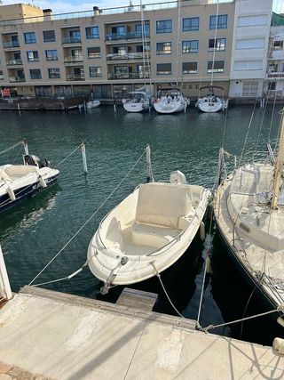 Piso en venta en Empuriabrava en Castelló d´Empúries