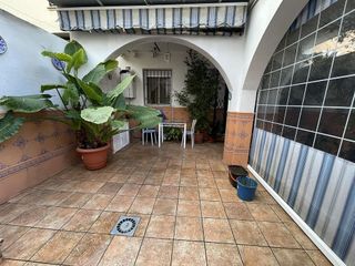 Chalet en venta en Santiponce