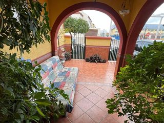 Chalet en venta en Santiponce