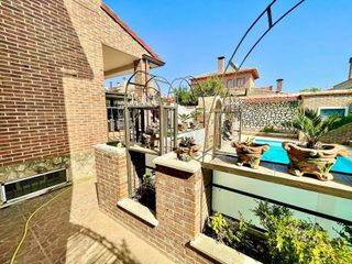 Chalet en venta en Cabanillas del Campo