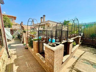 Chalet en venta en Cabanillas del Campo