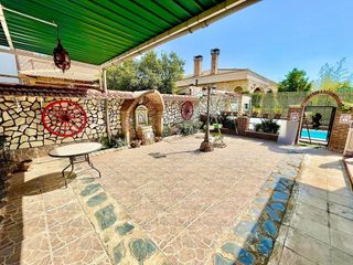 Chalet en venta en Cabanillas del Campo