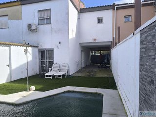 Casa pareada en venta en Villanueva del Ariscal