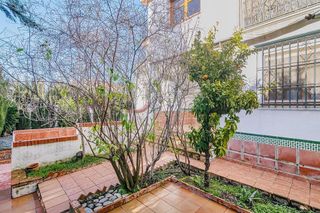 Casa adosada en venta en Zubia (La)