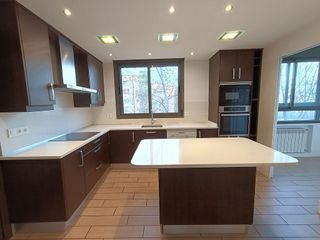 Piso en alquiler en Arroyo de la Vega en Alcobendas