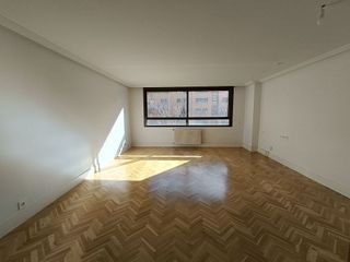 Piso en alquiler en Arroyo de la Vega en Alcobendas