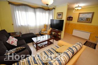 Casa adosada en venta en Centro en Almazora/Almassora