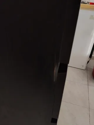 Cómoda de madera oscura Ikea, 4 cajones grandes