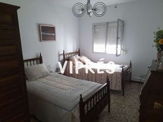 Casa pareada en venta en Guadalupe (Cáceres)