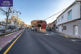 Casa adosada en venta en Avda. De los Ogíjares en Armilla