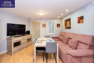 Casa adosada en venta en Avda. De los Ogíjares en Armilla