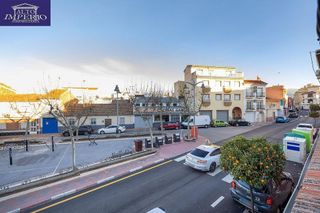 Casa adosada en venta en Avda. De los Ogíjares en Armilla