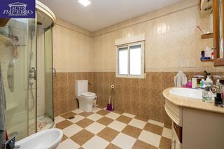 Casa adosada en venta en Avda. De los Ogíjares en Armilla