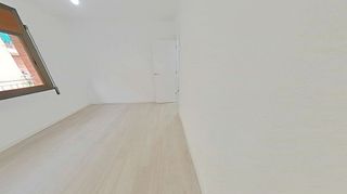 Piso en venta en Les Roquetes en Barcelona