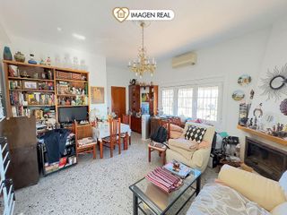 Chalet en venta en Sant Esteve Sesrovires