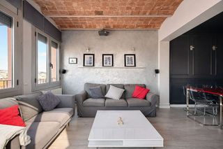 Ático en venta en Sant Antoni en Barcelona