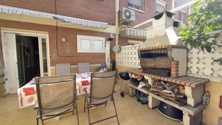 Casa adosada en venta en Plaça Catalunya en Prat de Llobregat, El