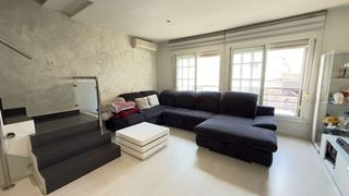 Casa adosada en venta en Plaça Catalunya en Prat de Llobregat, El