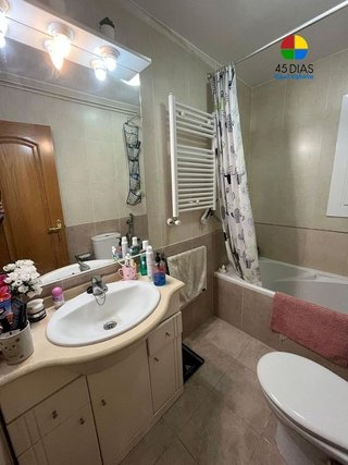 Piso en venta en Creu Alta en Sabadell