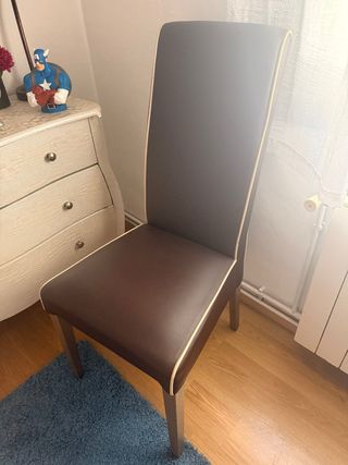 Silla polipiel marrón