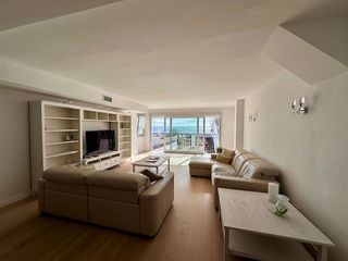 Piso en venta en Puerto Banús en Marbella