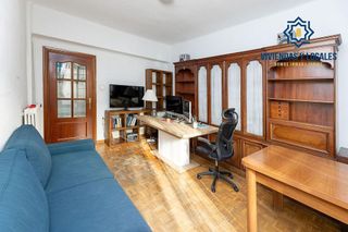 Piso en venta en Camino de Ronda - Rosaleda en Granada