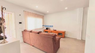Piso en venta en Puerto de la Torre - Atabal en Málaga