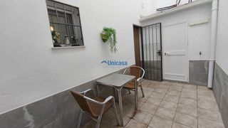 Piso en venta en Puerto de la Torre - Atabal en Málaga