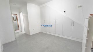 Piso en venta en Puerto de la Torre - Atabal en Málaga