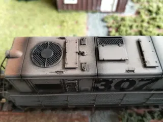 Locomotora Renfe H0 307-008-3