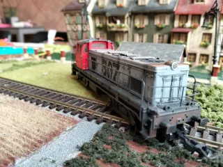 Locomotora Renfe H0 307-008-3