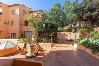 Piso en venta en Calahonda en Mijas