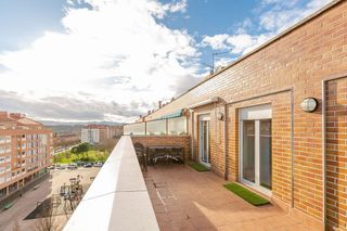 Dúplex en venta en Echavacóiz en Pamplona