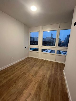 Piso en venta en Cuatro Caminos - Plaza de la Cubela en Coruña (A)