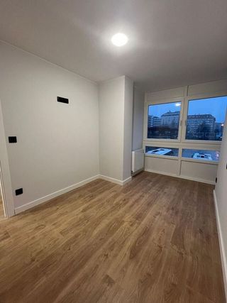 Piso en venta en Cuatro Caminos - Plaza de la Cubela en Coruña (A)