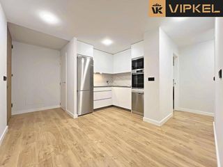 Piso en venta en Cuatro Caminos - Plaza de la Cubela en Coruña (A)