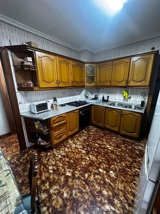 Piso en venta en Avda de Madrid - Pº de la Estación en Jaén